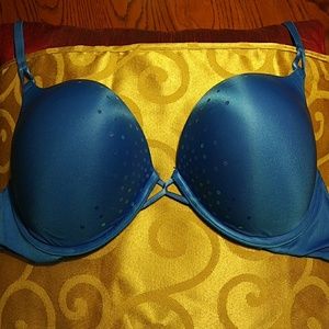 Victoria's Secret Miraculous Plunge 36D Bra